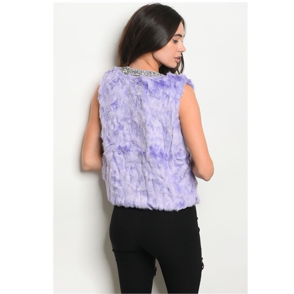 Lavender Faux Fur Vest with sparkles around the neck - Picture 3 of 5